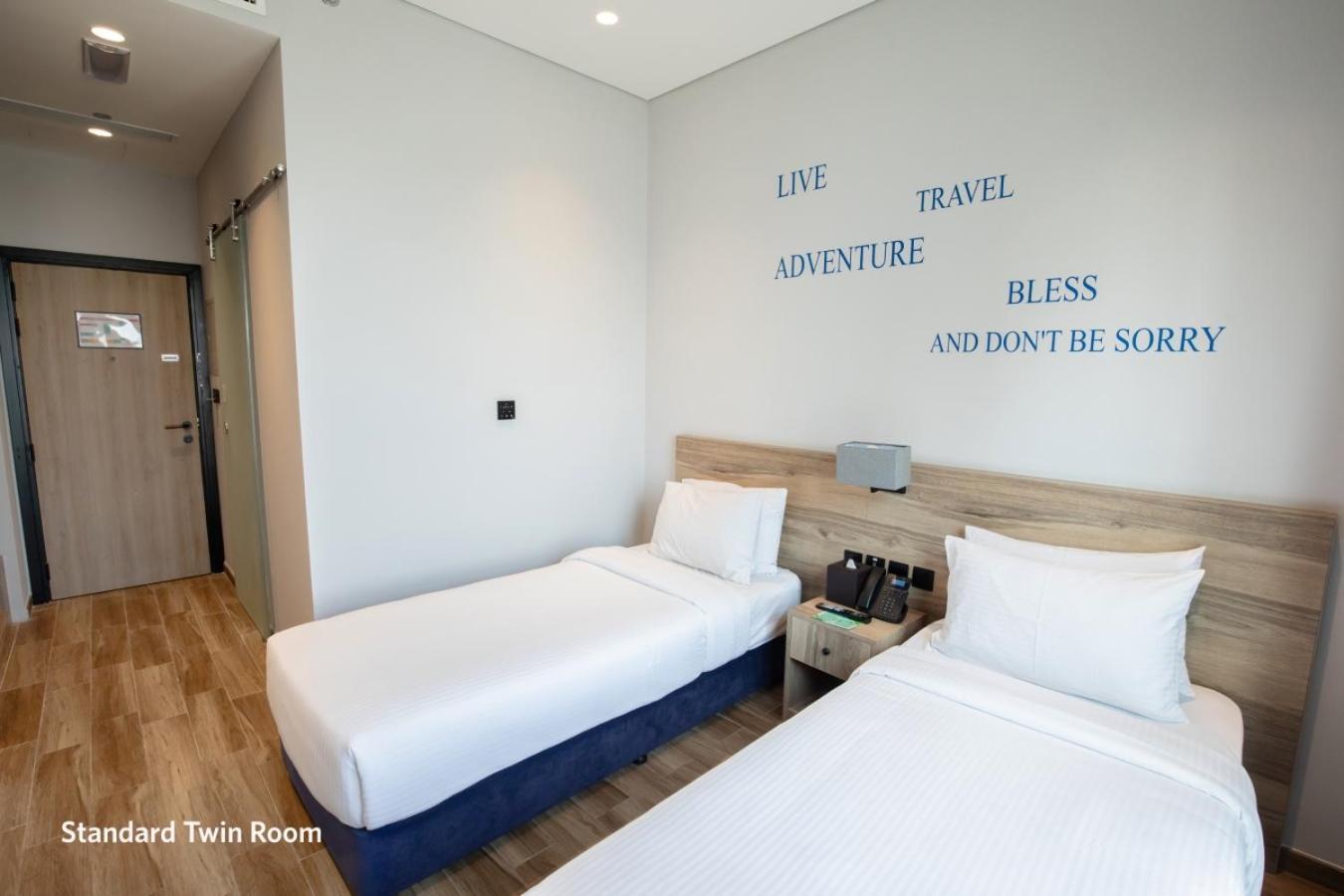 דובאי Kingsgate Al Jaddaf Hotel By Millennium חדר תמונה